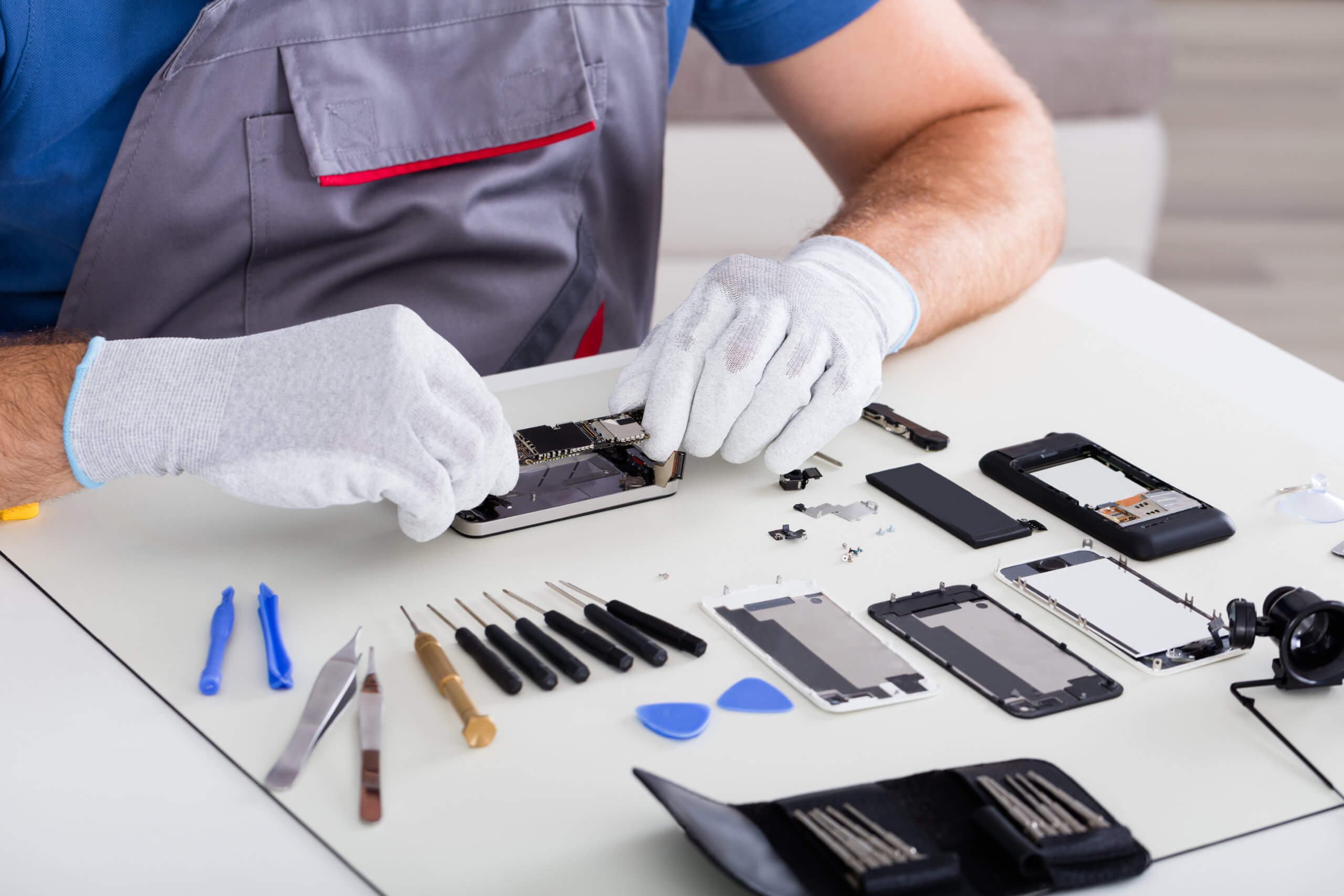 Reliable Phone Repair Services by Yorbixa